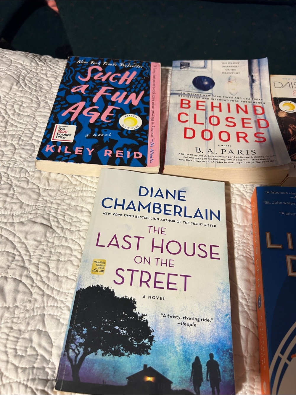 Book Bundle - Picture 3 of 5